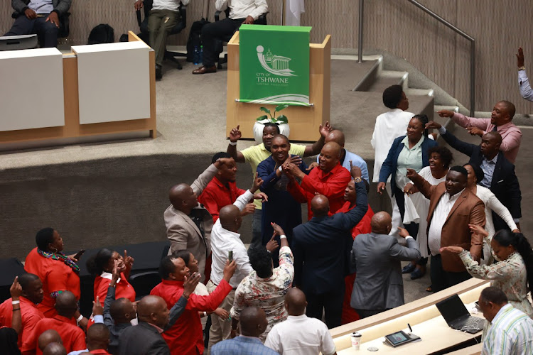 EFF and ANC councillors singing with Mncedi Ndzwanana of ATM candidate of speaker at Tshwane House. Photo Veli Nhlapo