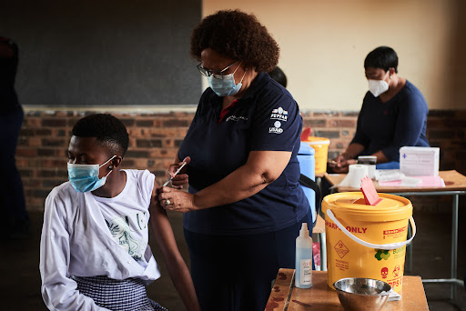 The positivity rate of Covid-19 tests in SA rose to their highest level since February on Wednesday, indicating that the number of undetected infections may be rising