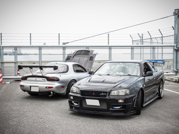 スカイラインのFD3S・中野埠頭・仙台新港に関するカスタム事例の投稿画像2枚目
