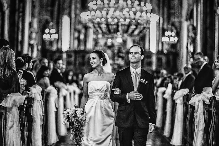 Fotografo di matrimoni Magdalena Sobieska (malenasobieska). Foto del 12 luglio 2018