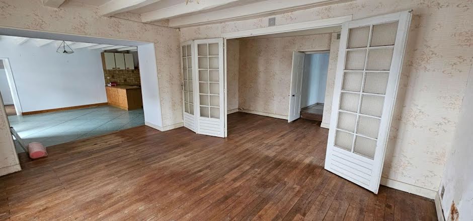 Vente maison 4 pièces 134 m² à Benassay (86470), 210 000 €