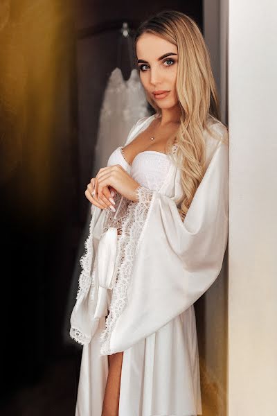 Wedding photographer Dima Zaharia (dimanrg). Photo of 22 October 2019