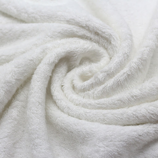 Title 5, Cape Quilt bath towel provides superior softnes...