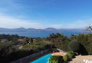 House with pool and terrace 2