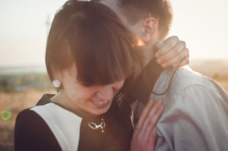 Fotógrafo de casamento Evgeniy Khodoley (evgenhodoley). Foto de 1 de outubro 2015