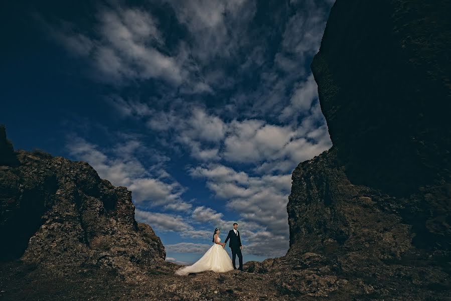 Fotografo di matrimoni Irakli Lapachi (lapachi). Foto del 22 febbraio 2023