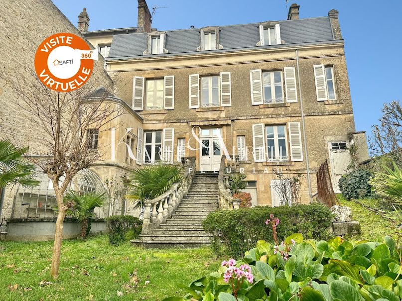 Vente maison 10 pièces 386 m² à Fontenay-le-Comte (85200), 399 000 €