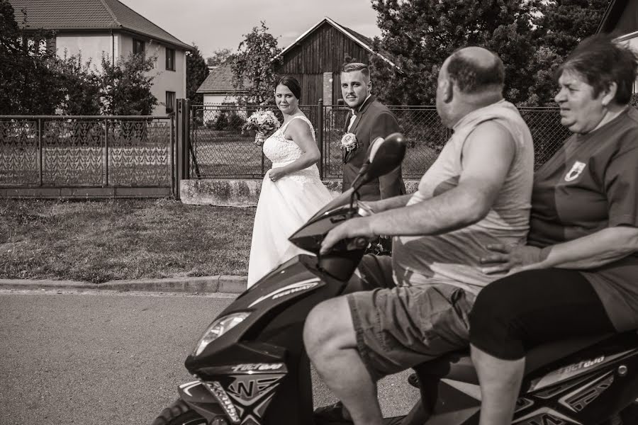 結婚式の写真家Jiří Hrbáč (jirihrbac)。2019 6月5日の写真