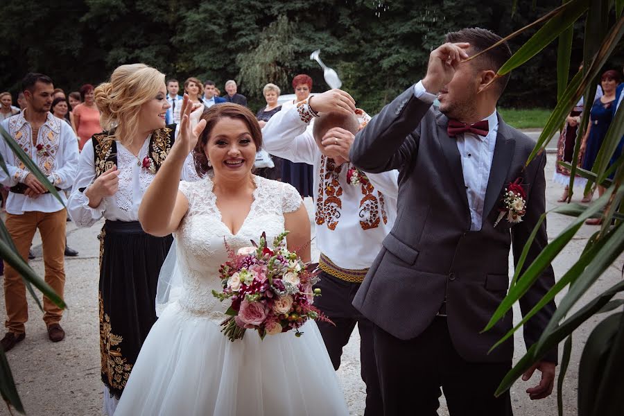 Fotógrafo de bodas Georgian Malinetescu (malinetescu). Foto del 4 de diciembre 2017