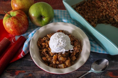 Apple Rhubarb Crisp