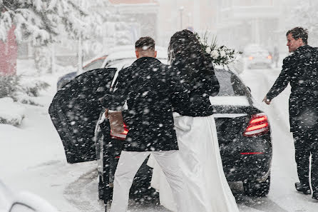 Fotógrafo de casamento Dmitriy Makarchenko (weddmak). Foto de 5 de abril 2021