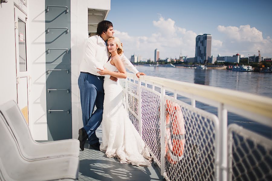 Wedding photographer Vasiliy Pindyurin (chesterf). Photo of 15 April 2015