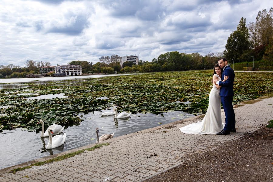 Wedding photographer Magdalena Gheonea (magdagheonea). Photo of 26 June 2020