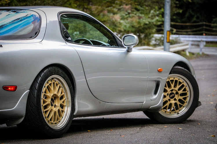 RX-7のドライブ・井川大橋・オクシズ・BBS LMに関するカスタム事例の投稿画像3枚目