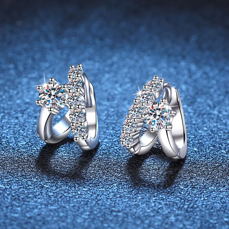 S925 Sterling Silver Moissanite Light Luxury Asymmetric Ear Clip, offering elegance, brilliant sparkle, and a modern, so