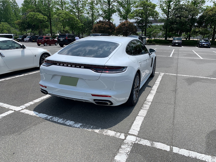 ケイマン GT4のポルシェ・Porsche・718ケイマンGT4・オイル交換・パナメーラに関するカスタム事例の投稿画像6枚目
