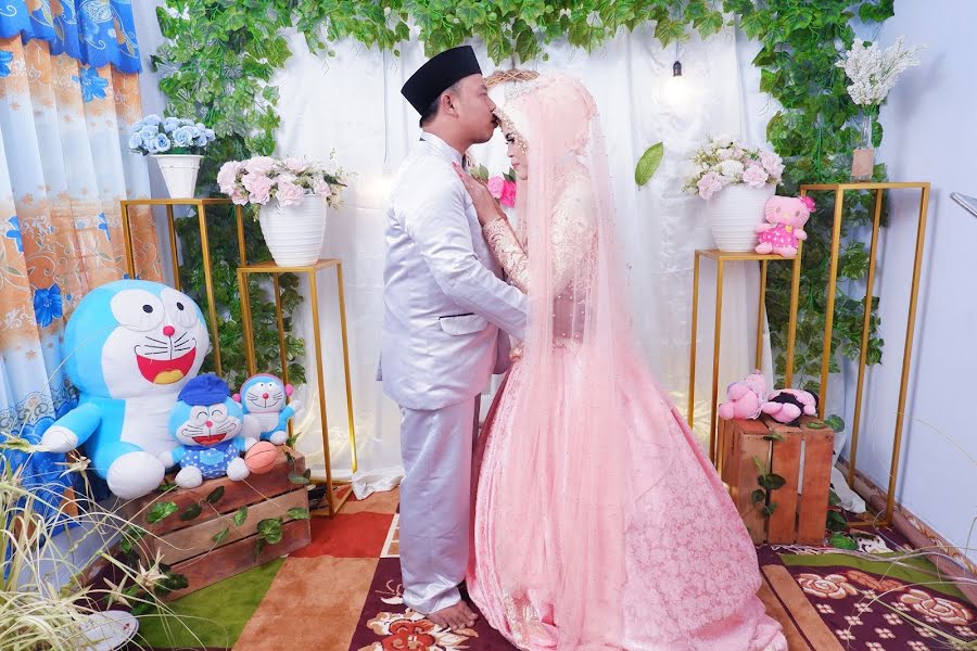 Fotógrafo de casamento Samsudin Jupri Abadi (samsudinabadi). Foto de 4 de junho 2020