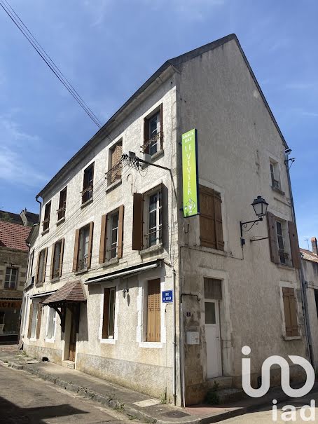 Vente maison 10 pièces 312 m² à Châtel-Censoir (89660), 85 499 €