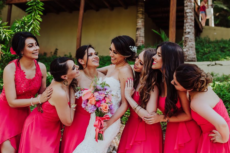 Fotógrafo de casamento Estefanía Delgado (estefy2425). Foto de 25 de março 2019