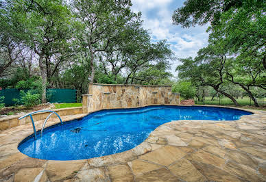 Maison avec piscine et terrasse 5