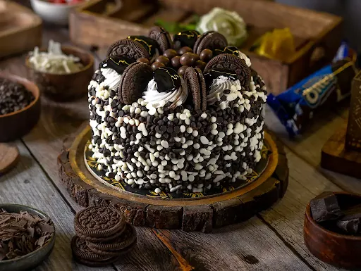 Chocolate Oreo Cake