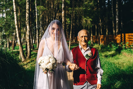 Fotógrafo de casamento Kirill Gudkov (showpx). Foto de 3 de setembro 2017