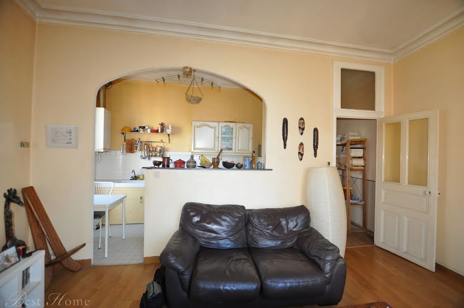 Vente appartement 3 pièces 70.5 m² à Nimes (30000), 136 000 €