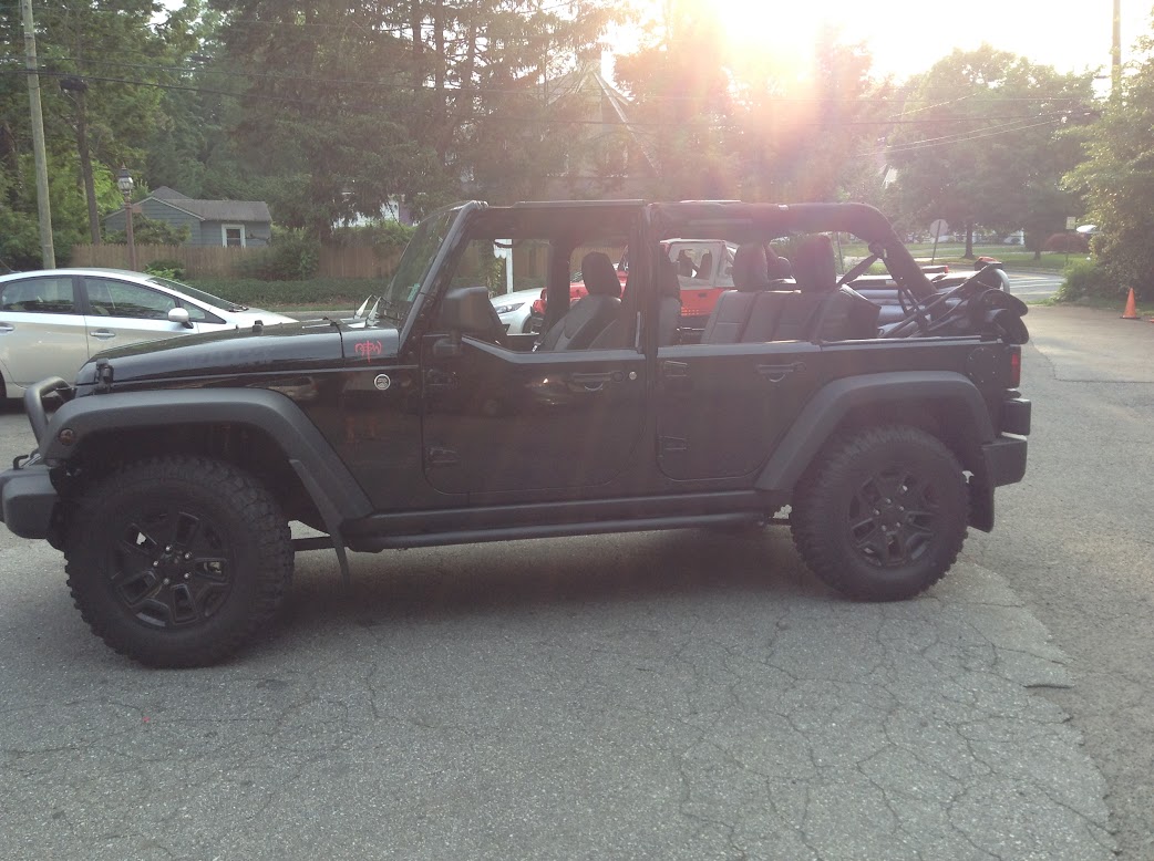 Yakima Ridgeback 5 + Quadratec hitch receiver fit great | Jeep Wrangler  Forum