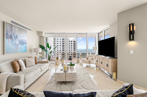 photo Apartment with pool