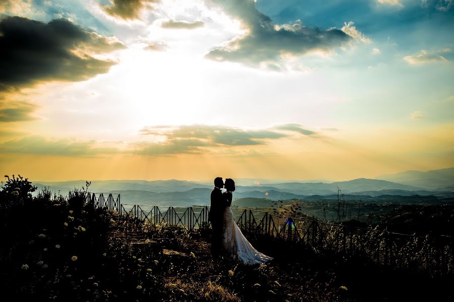 Wedding photographer Romina Costantino (costantino). Photo of 19 September 2015
