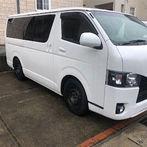 ハイエースバン KDH206V