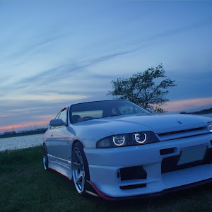 スカイライン R33