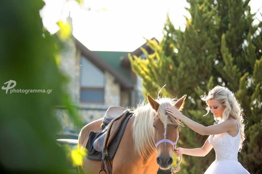 Fotograful de nuntă Kostis Karanikolas (photogramma). Fotografia din 25 septembrie 2017