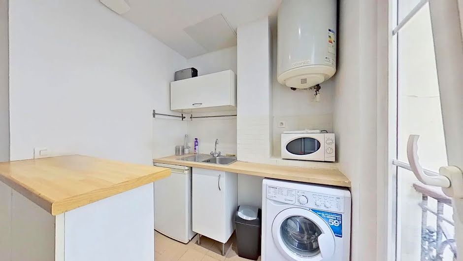 Location  appartement 1 pièce 22.04 m² à Paris 15ème (75015), 880 €