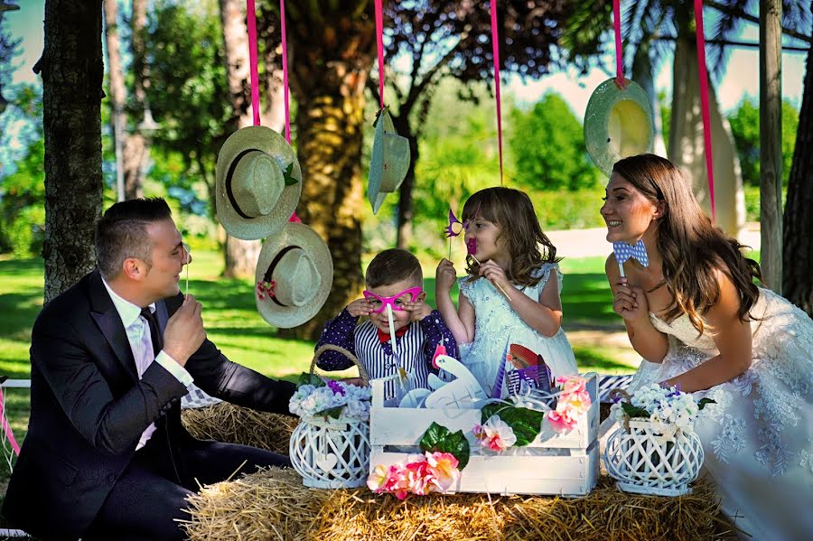 Wedding photographer Fabrizio Durinzi (fotostudioeidos). Photo of 12 December 2017