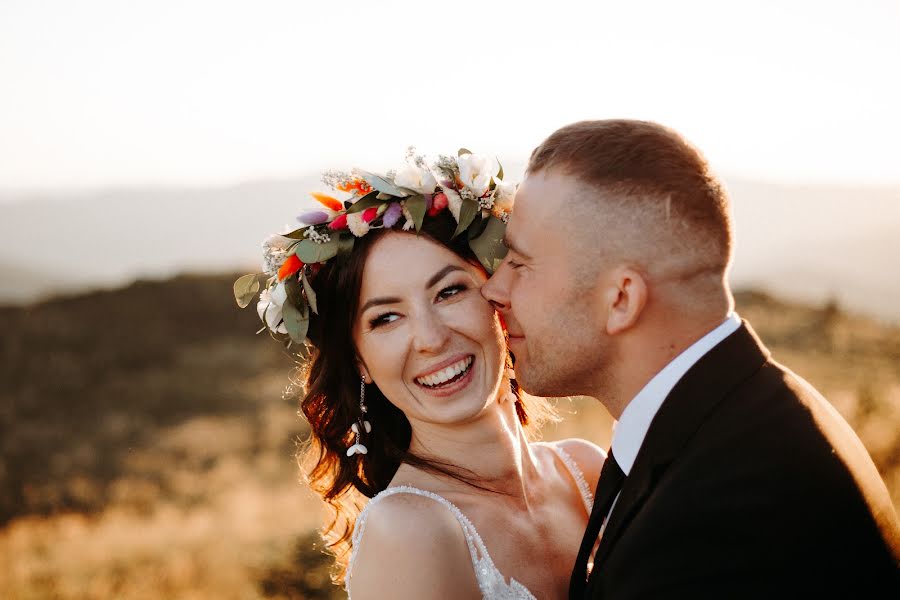 Fotografo di matrimoni Renata Partyka-Stankiewicz (licziphoto). Foto del 23 dicembre 2023