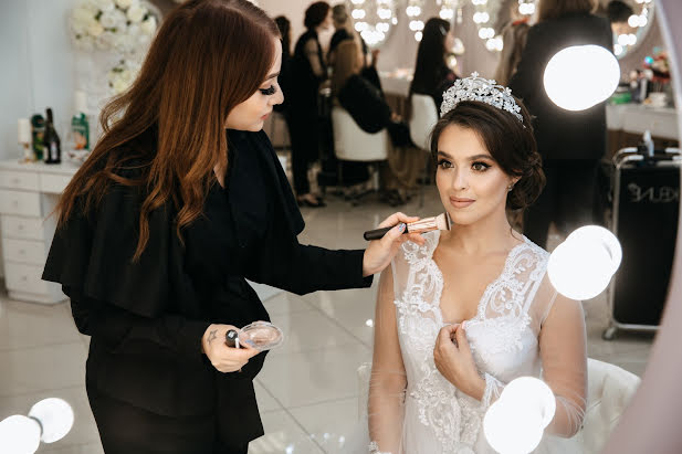 Fotógrafo de casamento Yuriy Nikolaev (nyphoto). Foto de 11 de novembro 2019