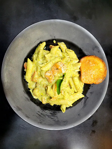 Prawn Pasta In Pesto Sauce