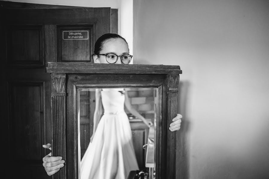 Esküvői fotós Petr Kotrlík (petrkotrlik). Készítés ideje: 2019 március 5.