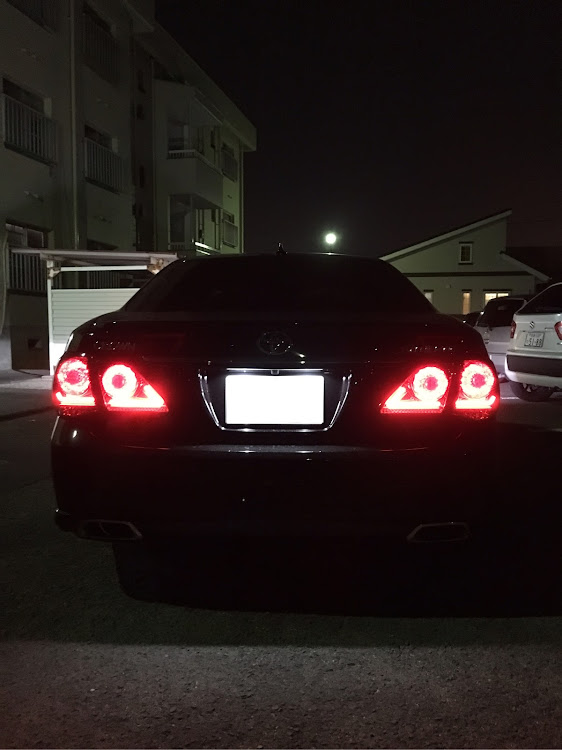 クラウンアスリートのTOYOTA・200系クラウンアスリート・アニバーサリーエディションに関するカスタム事例の投稿画像3枚目