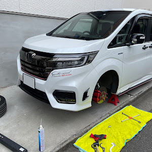 ステップワゴンスパーダ RP5