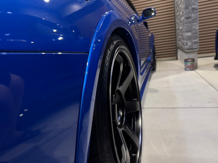 スカイライン GT-Rのいつもイイネ&コメントありがとうございます🙇‍♂️・イベント前にやること・RAYS TE37 SAGA・BlackShadow・青い車に関するカスタム事例の投稿画像3枚目