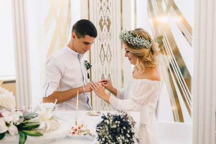 Fotógrafo de casamento Aleksandr Savchenko (savchenkosash). Foto de 29 de dezembro 2018