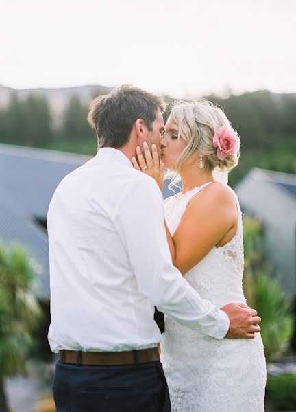 Wedding photographer Lily And Rose Photography (lilyandrosephoto). Photo of 1 November 2019