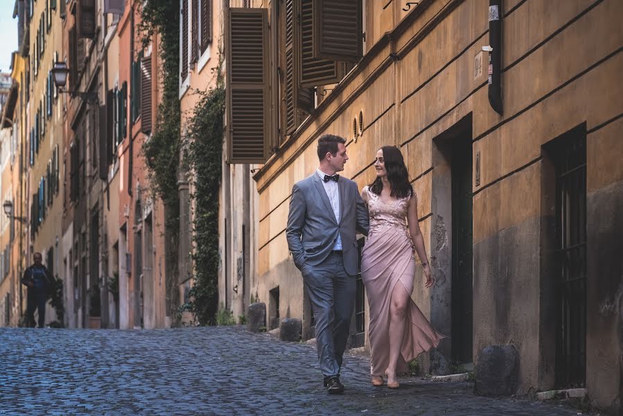 Photographe de mariage Luca Caparrelli (lucacaparrelli). Photo du 11 décembre 2023