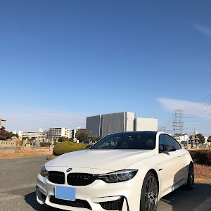 M4 クーペ F82