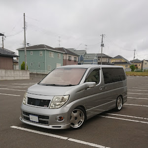 エルグランド E51