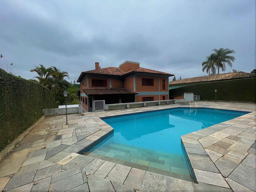 Casas à venda GRANJA VIANA – CHÁCARA VALE DO RIO COTIA