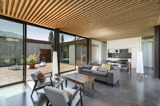 Villa avec jardin et terrasse 2
