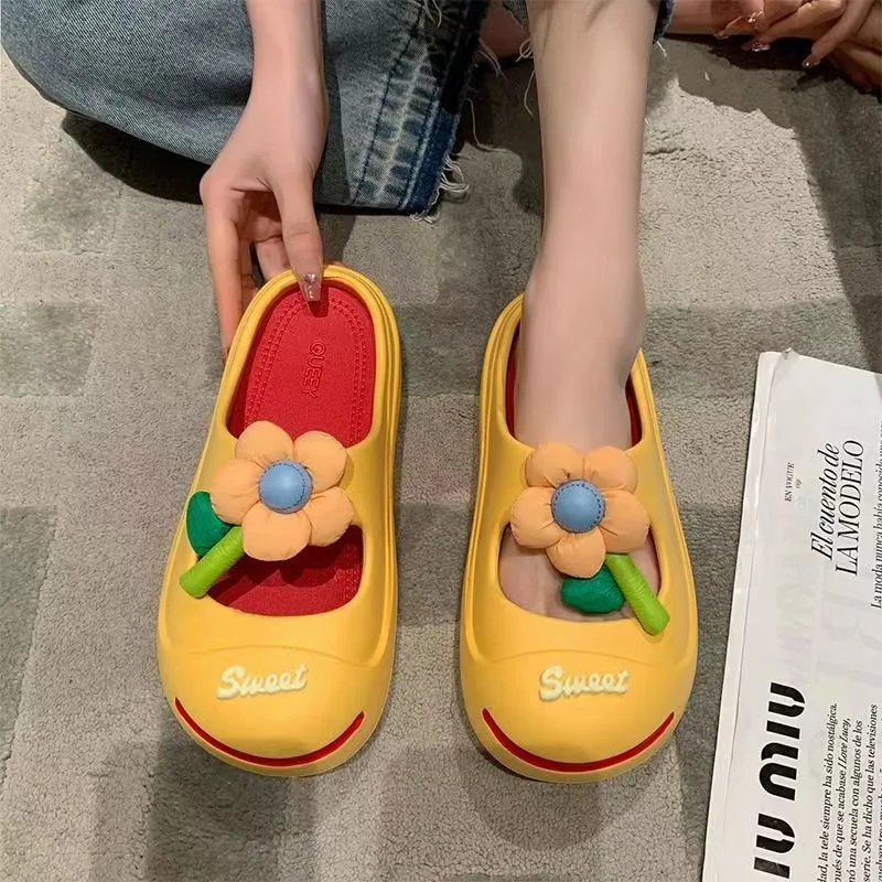 Chinelos Lazy femininos de moda, fechados e fofos. Conforto e estilo em cada passo. Perfeitos para relaxar em casa ou para um visual casual e charmoso.